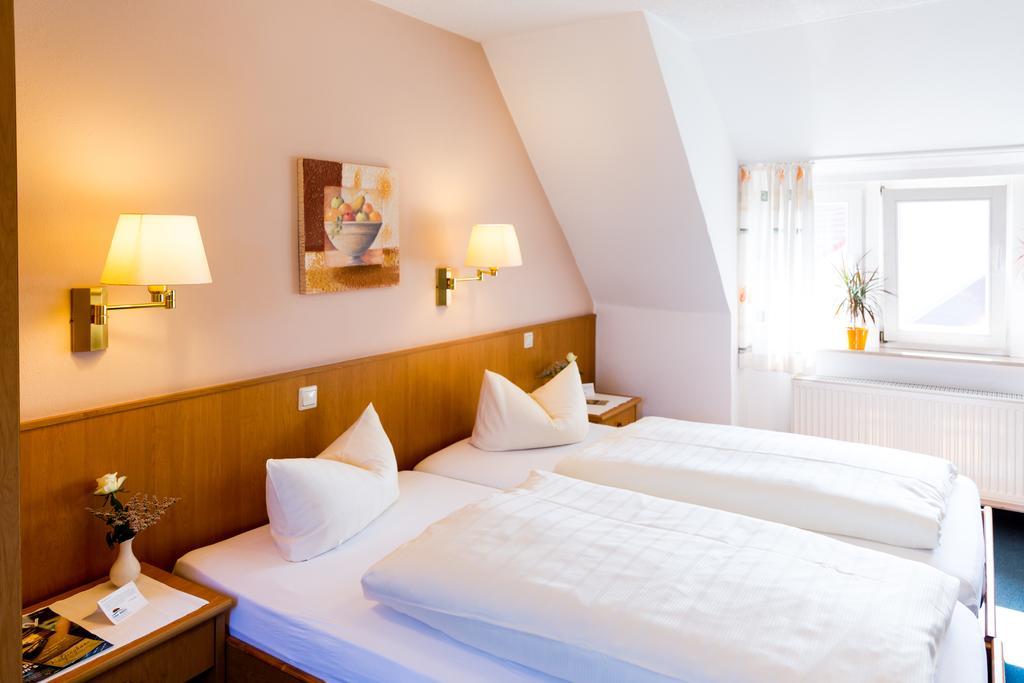 Stadthotel Kolpinghaus - Vier Ecken Werne Pokoj fotografie