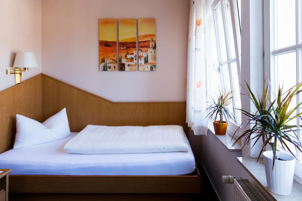 Stadthotel Kolpinghaus - Vier Ecken Werne Pokoj fotografie